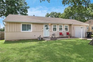 12907 E McCoy Street, Independence, MO 64055