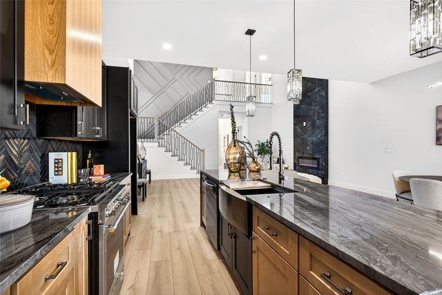 1843 Dennison Street, Dallas, TX 75212