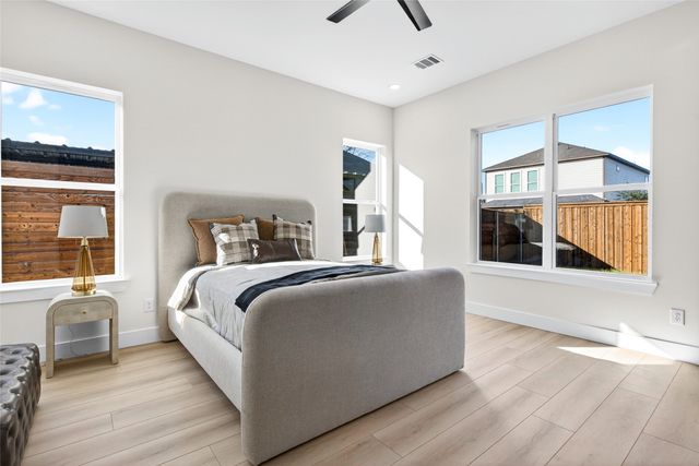 1843 Dennison Street, Dallas, TX 75212