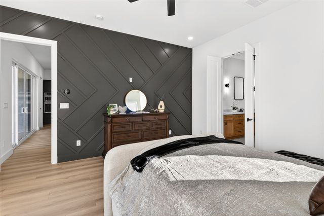 1843 Dennison Street, Dallas, TX 75212