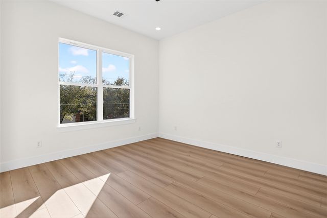 1843 Dennison Street, Dallas, TX 75212