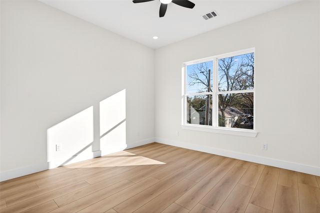 1843 Dennison Street, Dallas, TX 75212