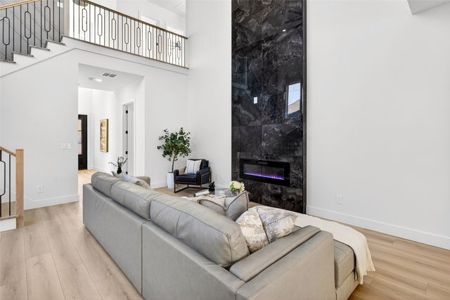 1843 Dennison Street, Dallas, TX 75212