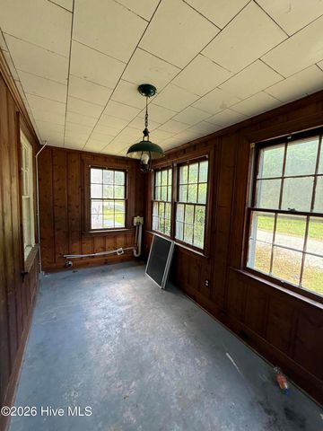709 E Vernon Avenue, Kinston, NC 28501