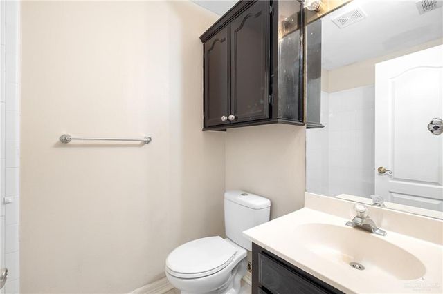 3814 B Shea, Weslaco, TX 78596