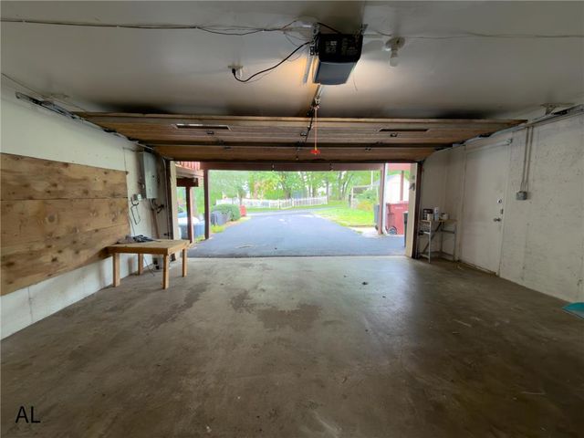 1890 Redwood Drive, Whitehall Twp, PA 18052
