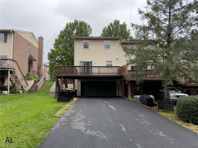 1890 Redwood Drive, Whitehall Twp, PA 18052