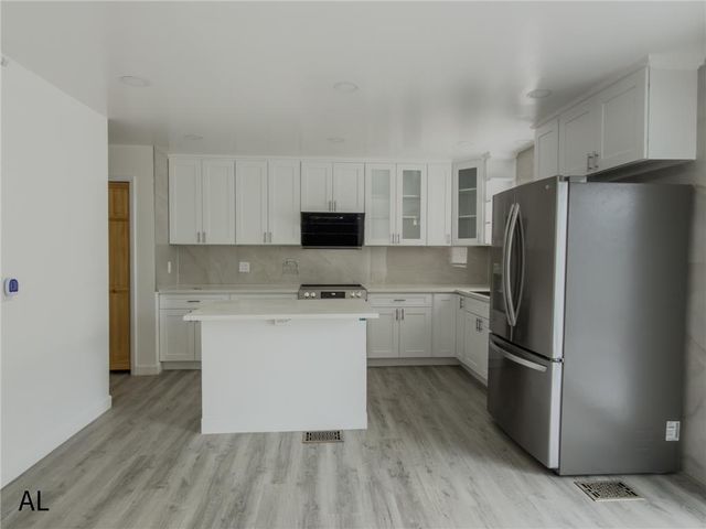 1890 Redwood Drive, Whitehall Twp, PA 18052