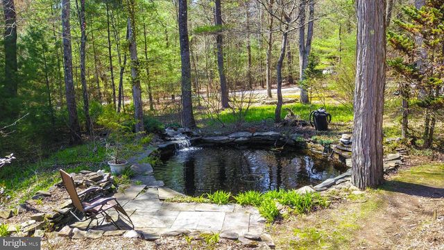 376 HTY RD, Kunkletown, PA 18058