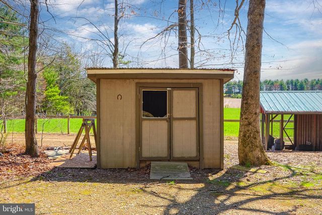 376 HTY RD, Kunkletown, PA 18058