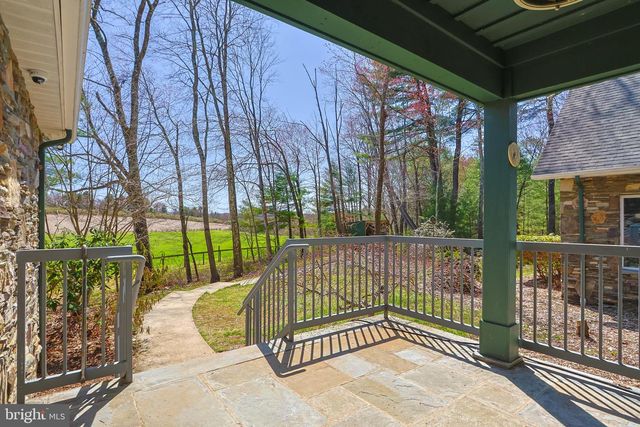 376 HTY RD, Kunkletown, PA 18058