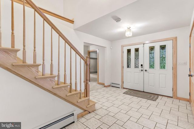 376 HTY RD, Kunkletown, PA 18058