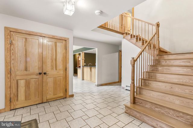 376 HTY RD, Kunkletown, PA 18058