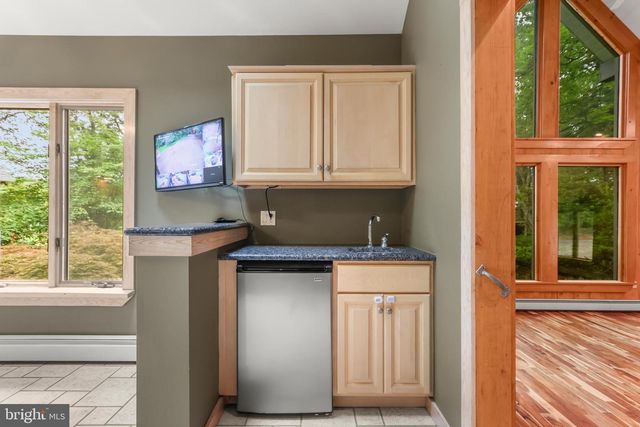 376 HTY RD, Kunkletown, PA 18058