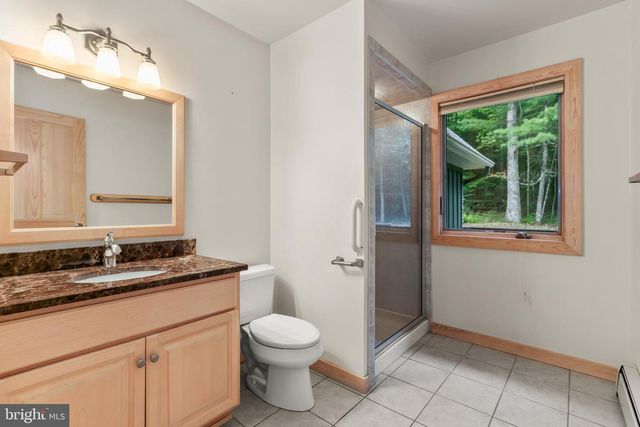 376 HTY RD, Kunkletown, PA 18058