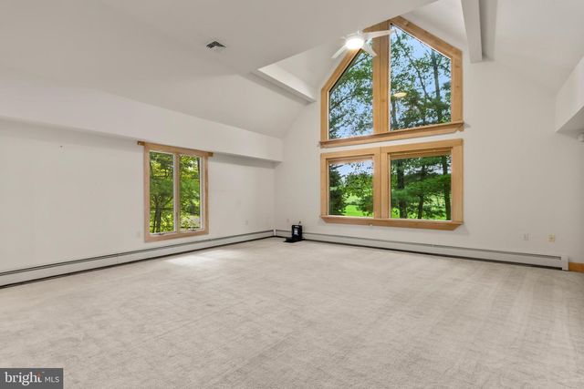 376 HTY RD, Kunkletown, PA 18058