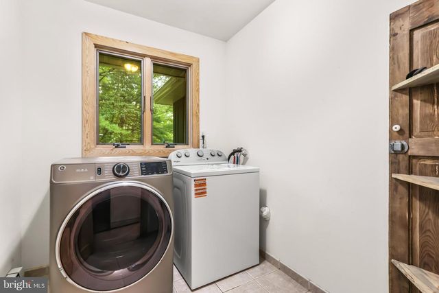 376 HTY RD, Kunkletown, PA 18058