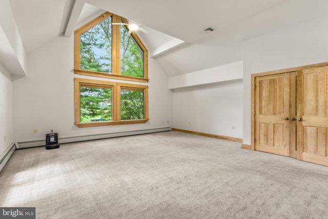 376 HTY RD, Kunkletown, PA 18058