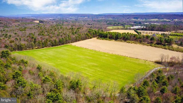 376 HTY RD, Kunkletown, PA 18058