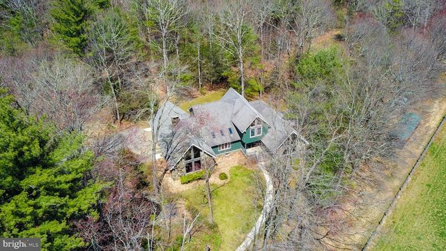 376 HTY RD, Kunkletown, PA 18058