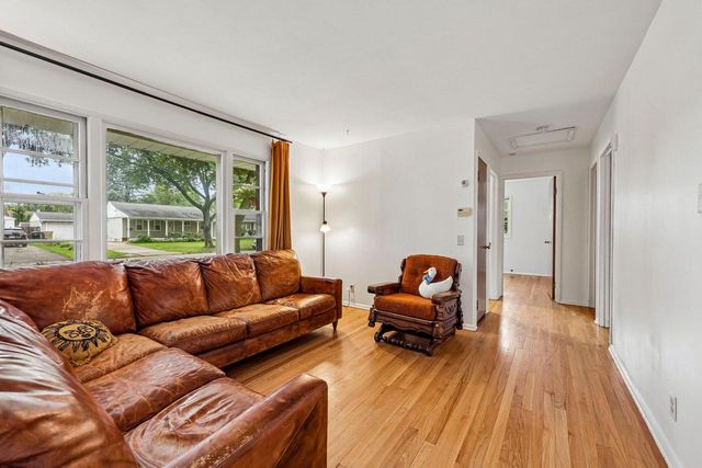 1810 Axel AVENUE, Madison, WI 53711