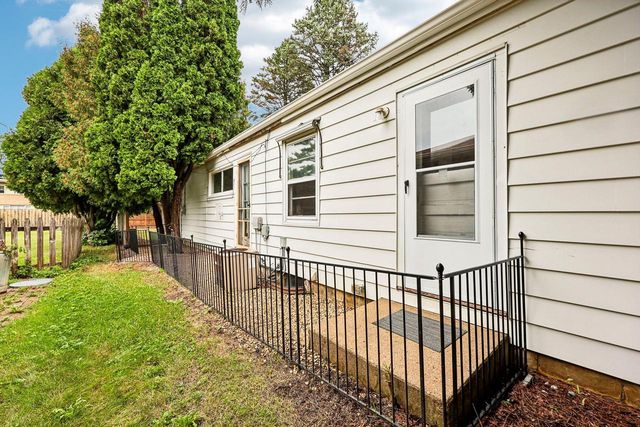 1810 Axel AVENUE, Madison, WI 53711