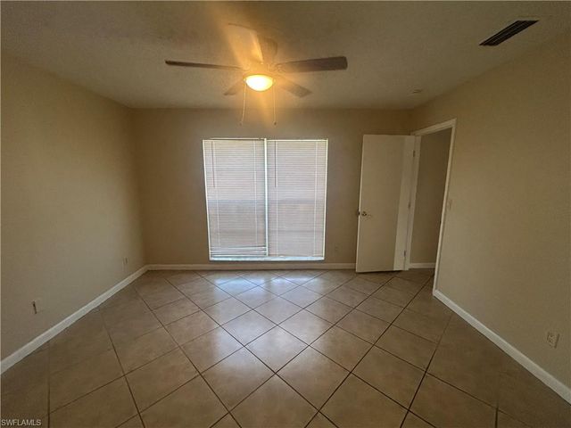 1002 Jolly RD, North Fort Myers, FL 33903