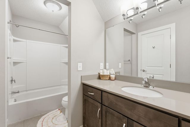 4949 Otter Trail NE, Saint Michael, MN 55376