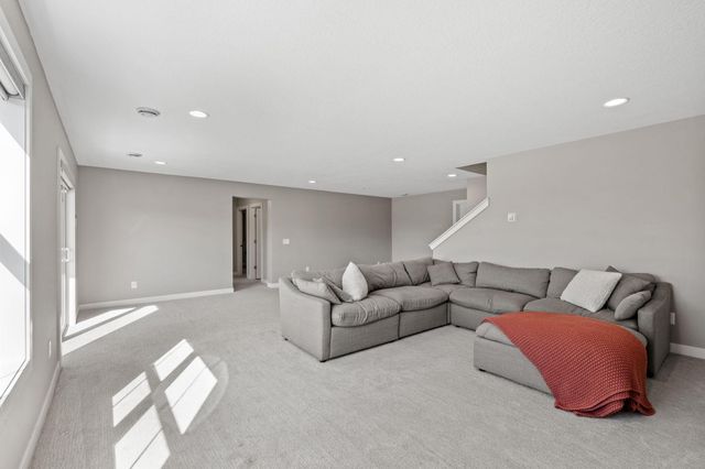 4949 Otter Trail NE, Saint Michael, MN 55376