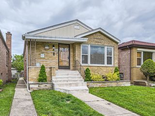 8543 S Indiana Avenue, Chicago, IL 60619