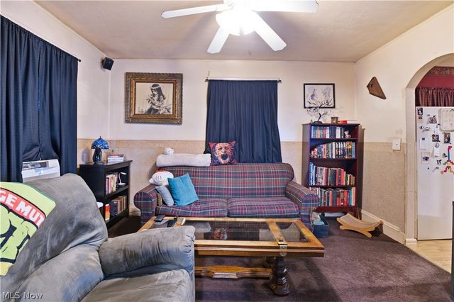 4024 E 53 Street, Newburgh Heights, OH 44105
