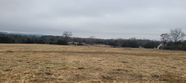 7 Manchester Pike, Christiana, TN 37037
