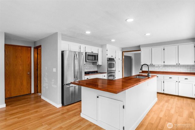 3327 28th Avenue SE, Olympia, WA 98501