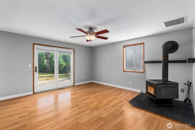 3327 28th Avenue SE, Olympia, WA 98501