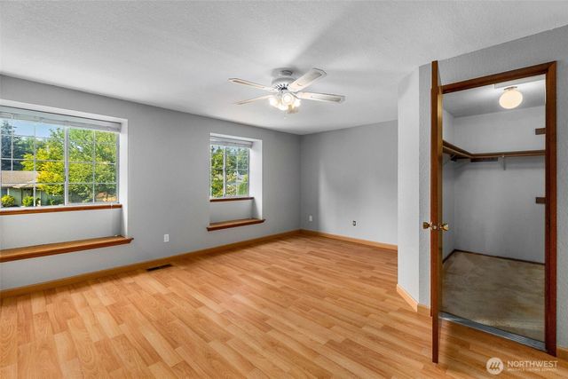 3327 28th Avenue SE, Olympia, WA 98501