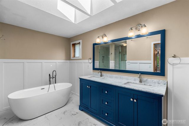 3327 28th Avenue SE, Olympia, WA 98501