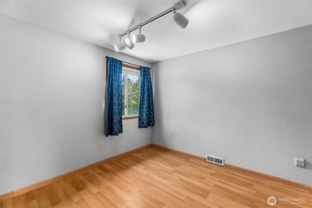 3327 28th Avenue SE, Olympia, WA 98501