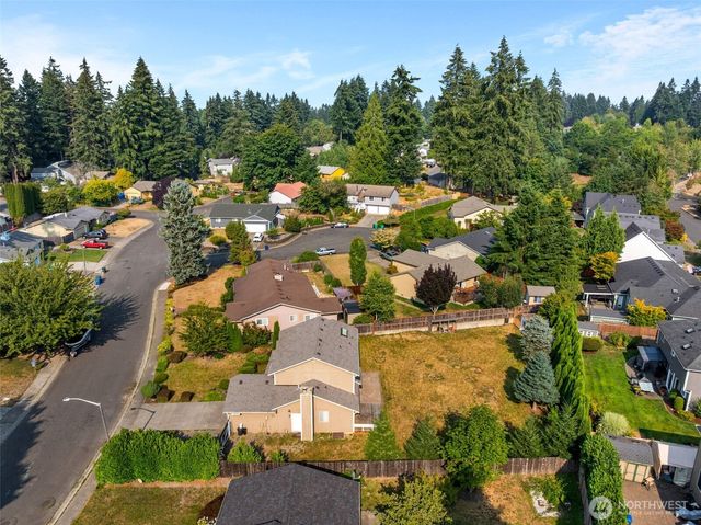 3327 28th Avenue SE, Olympia, WA 98501