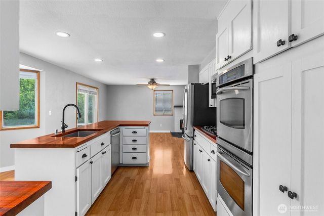 3327 28th Avenue SE, Olympia, WA 98501