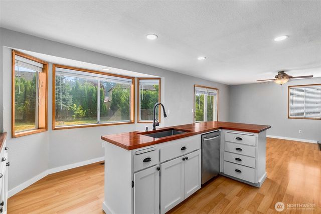 3327 28th Avenue SE, Olympia, WA 98501