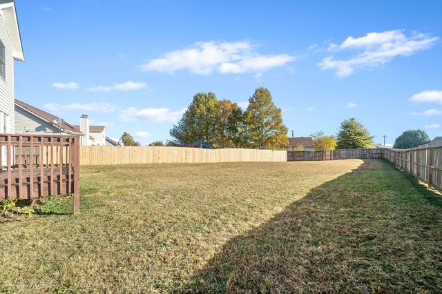 3737 Heather Dr, Clarksville, TN 37042