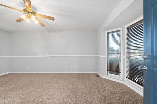 3737 Heather Dr, Clarksville, TN 37042