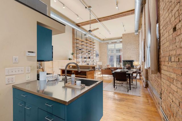 801 Washington Avenue N 221, Minneapolis, MN 55401