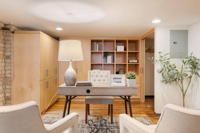 801 Washington Avenue N 221, Minneapolis, MN 55401