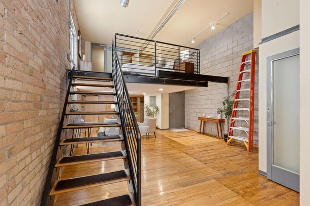 801 Washington Avenue N 221, Minneapolis, MN 55401