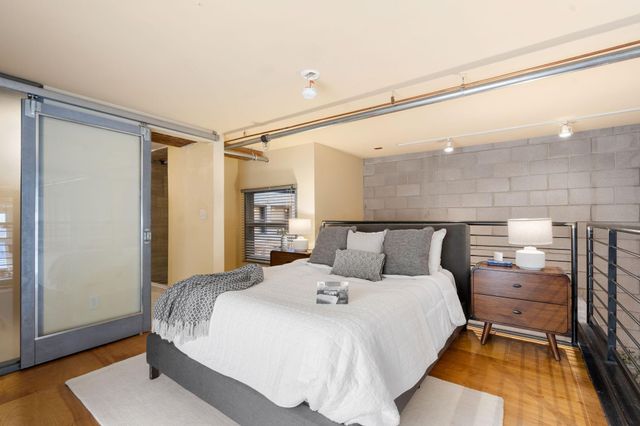 801 Washington Avenue N 221, Minneapolis, MN 55401