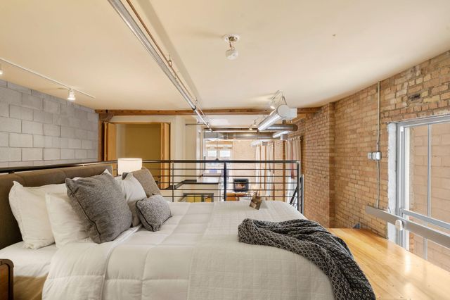 801 Washington Avenue N 221, Minneapolis, MN 55401