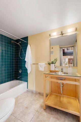 801 Washington Avenue N 221, Minneapolis, MN 55401