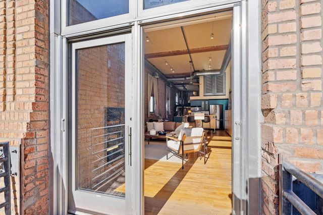 801 Washington Avenue N 221, Minneapolis, MN 55401