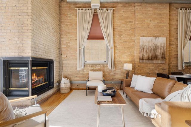 801 Washington Avenue N 221, Minneapolis, MN 55401